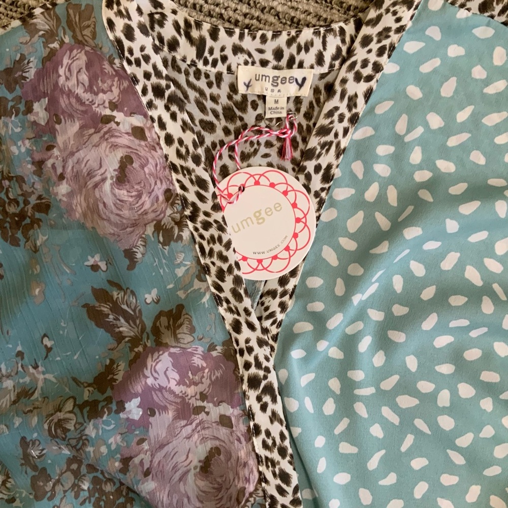 Umgee Leopard/Floral Print Ruffle Sleeve Flowy Blouse